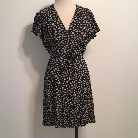 Banana Republic Dresses & Skirts - Banana Republic floral black dress size 8